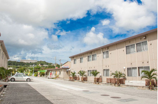 無料駐車場完備